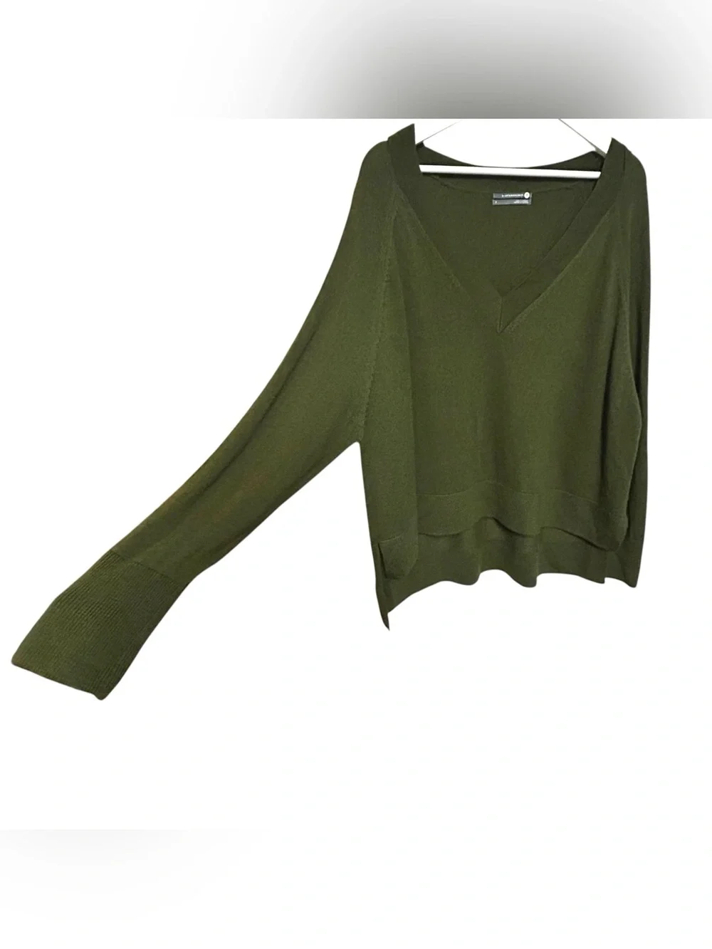 Anthropologie S 100% merino wool gabby oversized sweater v-neck high low hemline